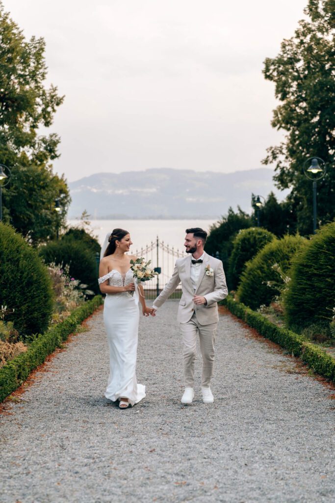 Brautpaar am Seeufer in Lindau